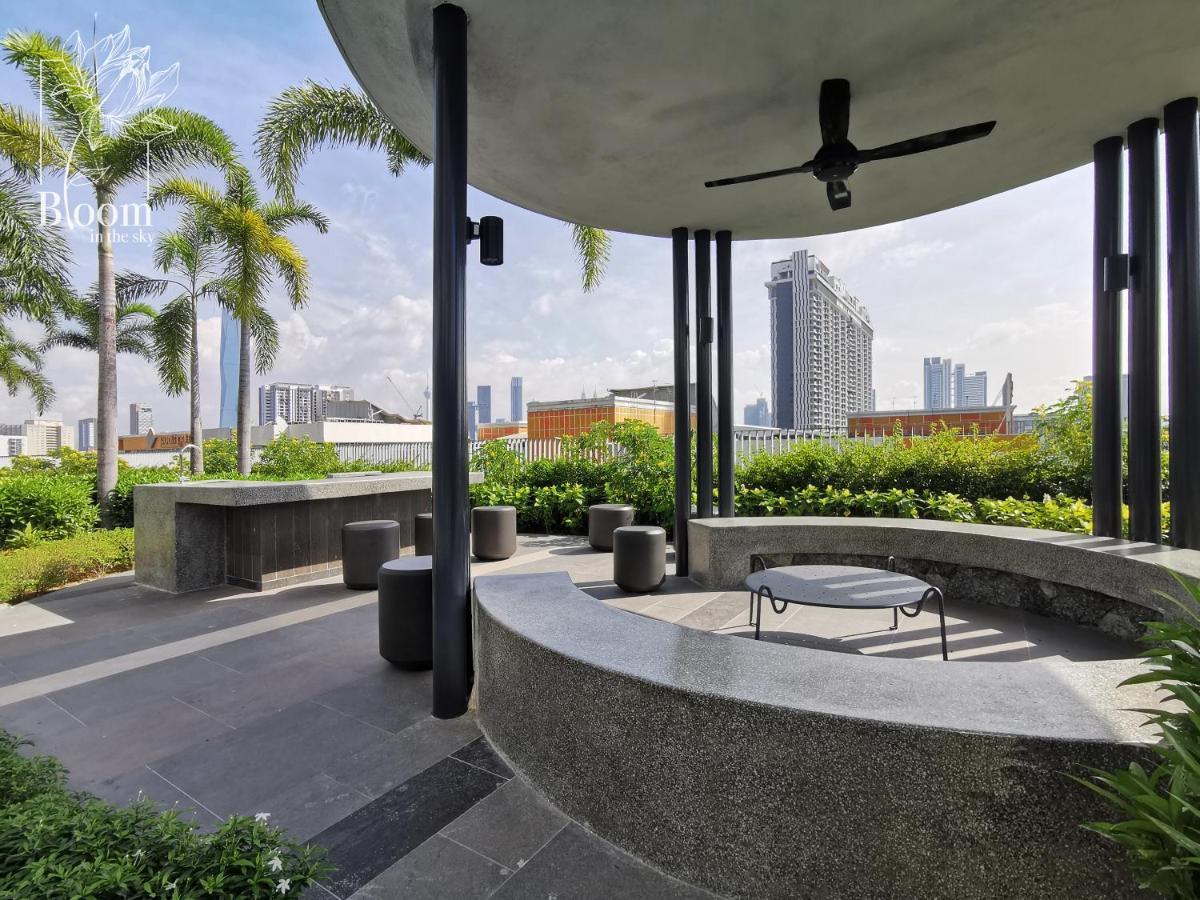 Trion Kl High Floor Corner Unit Free Parking Near Trx Kl Centre And Mrt Kuala Lumpur