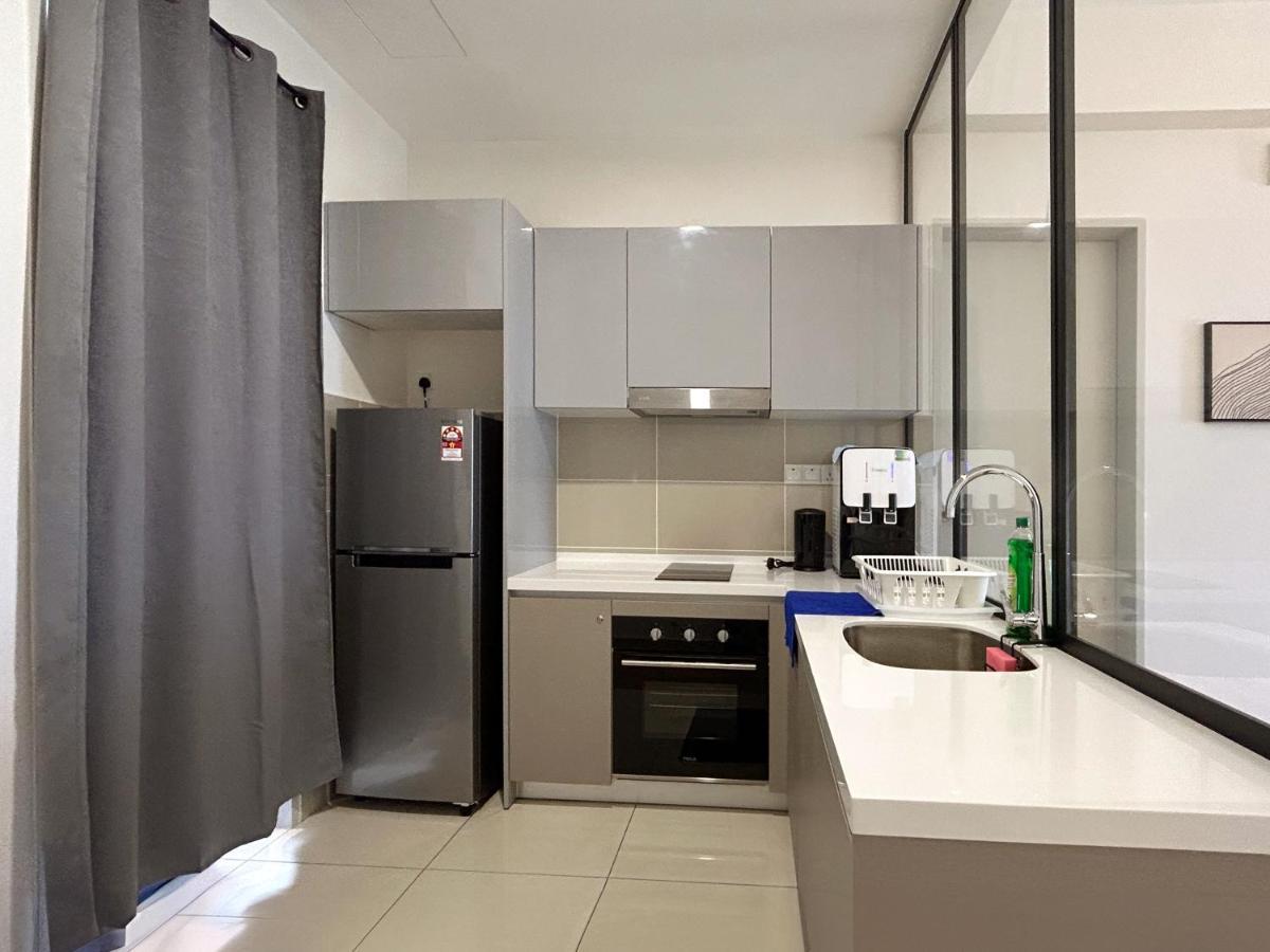 Trion Kl High Floor Corner Unit Free Parking Near Trx Kl Centre And Mrt Pangsapuri *