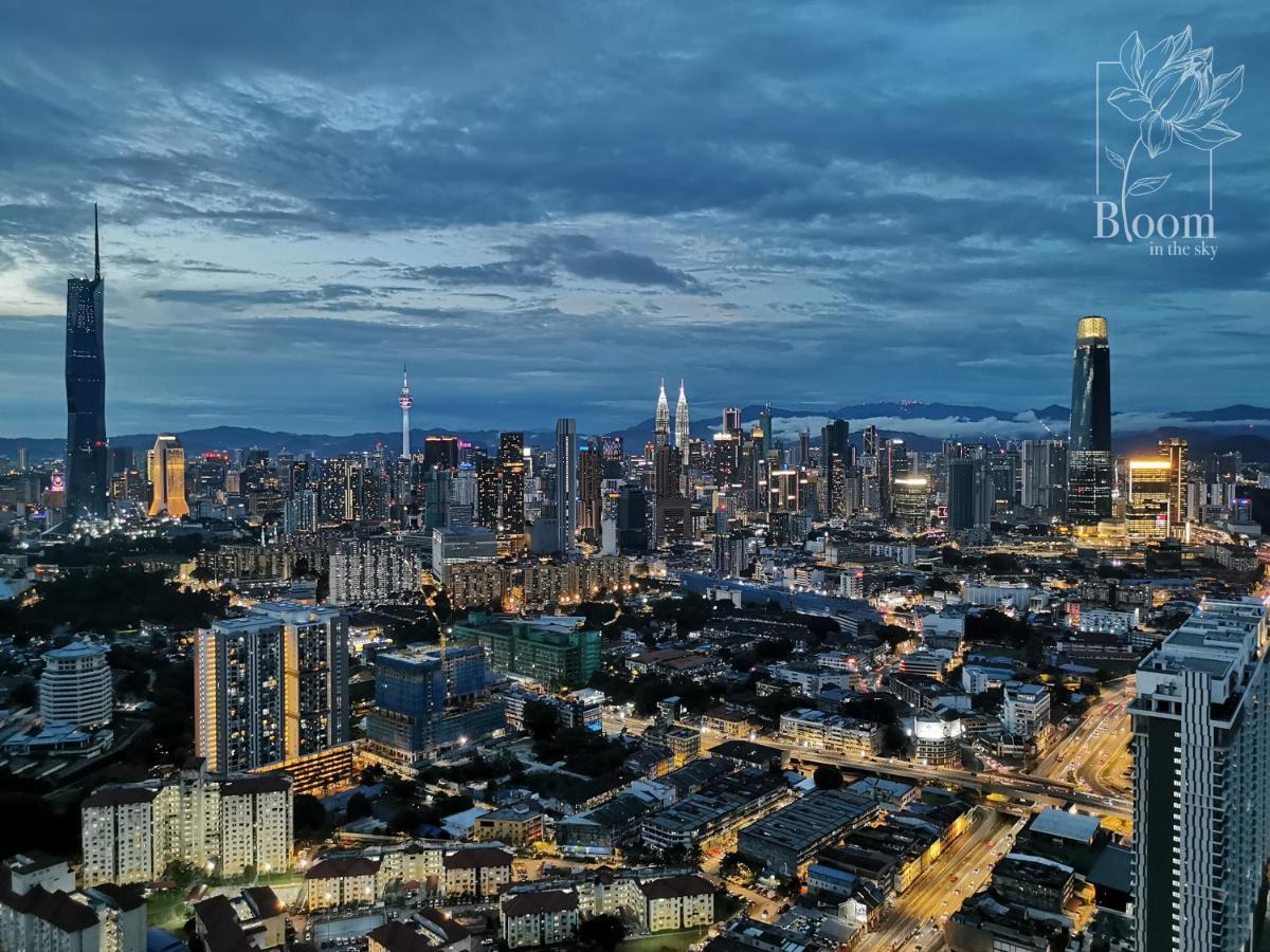 Trion Kl High Floor Corner Unit Free Parking Near Trx Kl Centre And Mrt * Kuala Lumpur